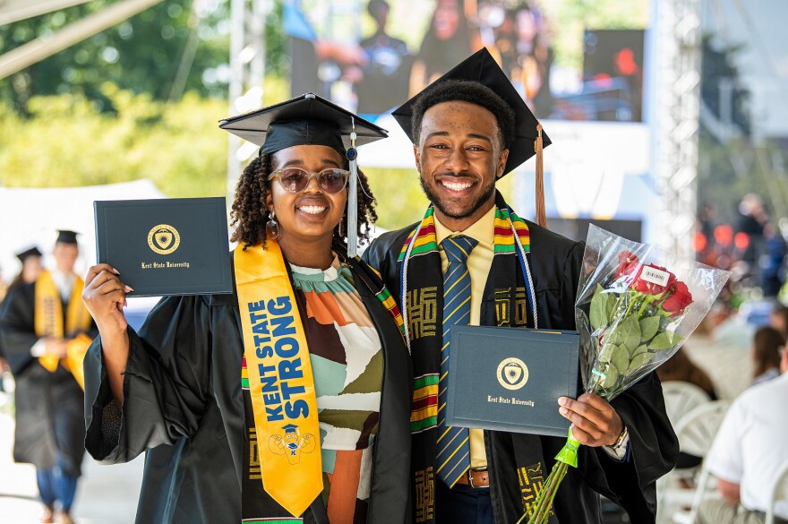 Commencement ceremonies can mean financial stress for some students | Ideastream Public Media Commencement ceremonies can mean financial stress for some students | Ideastream Public Media