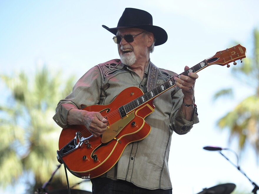 Duane Eddy, who put the twang in early rock guitar with 'Rebel Rouser ...