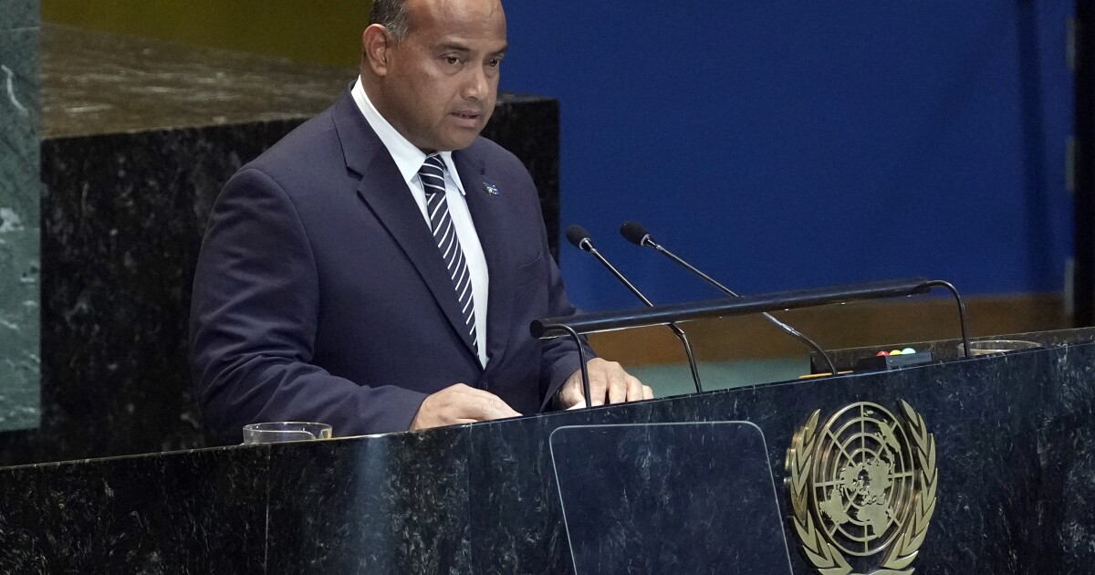 Pacific News Minute: Nauru changes its name to Naoero