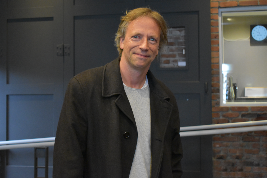 Former Spokane Symphony Music Director (2004–2019) Eckart Preu in the SPR performance space