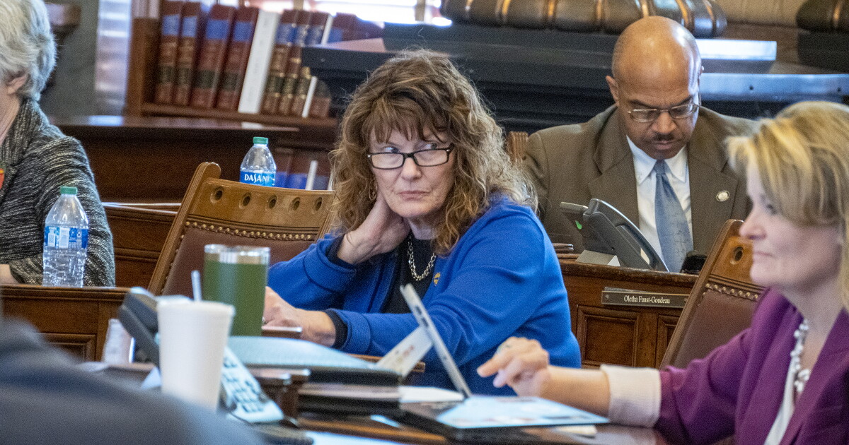 Kansas Legislature fails to pass gender-affirming health care ban over ...