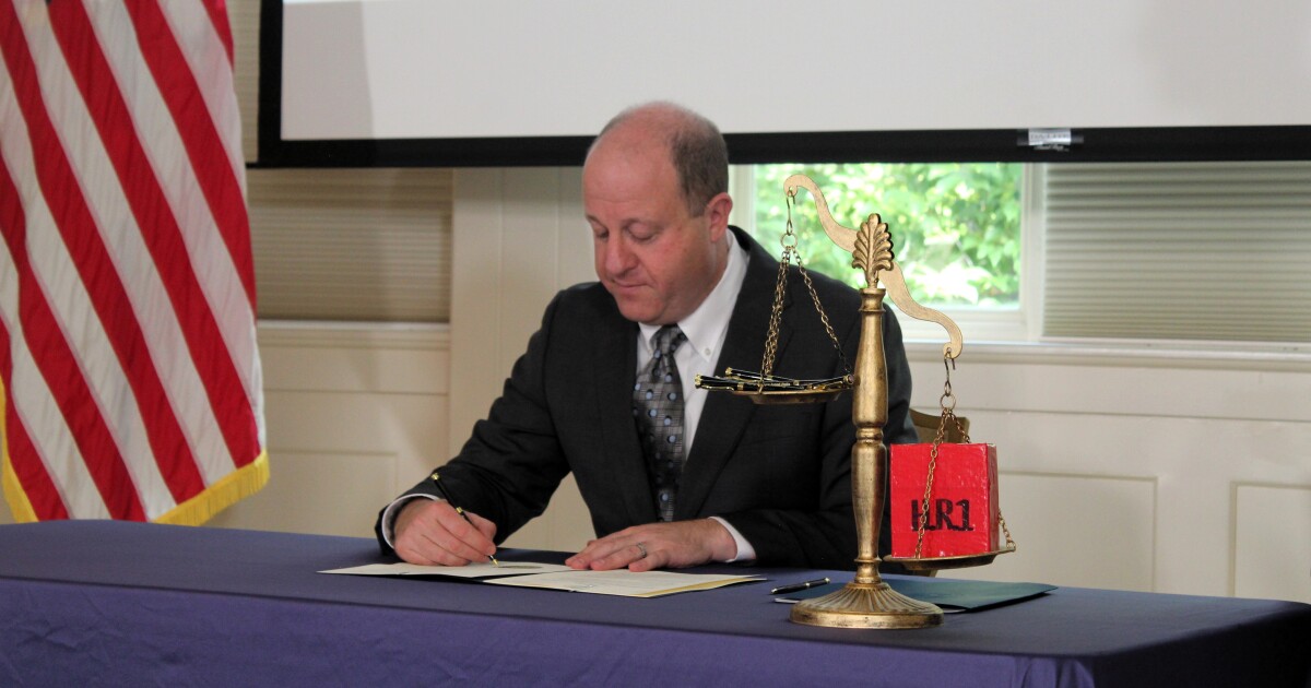 Gov. Polis vetoes first bills of the Colorado session
