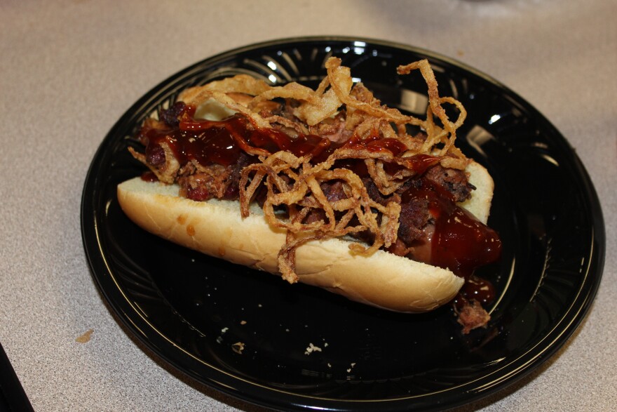 What Should Be On A Kansas CityStyle Hot Dog? Experts (And Others