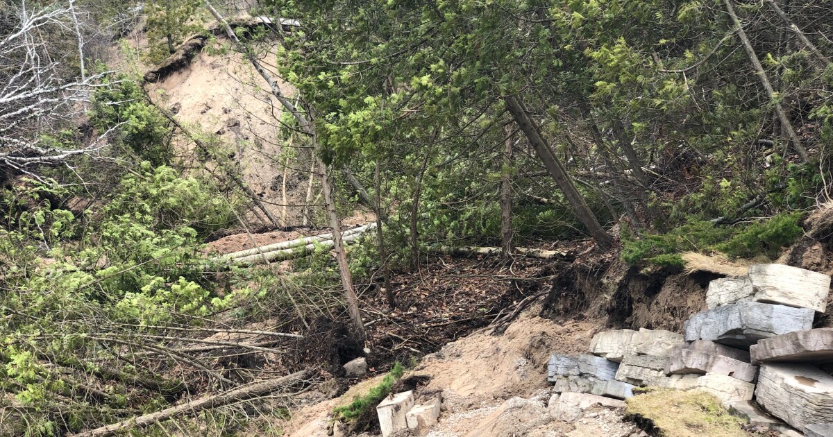 Public may lose access to part of ‘magical’ Lake Michigan trail near Petoskey