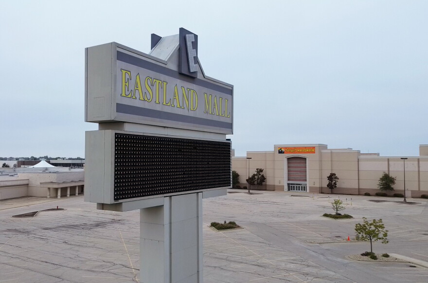 Eastland Mall sign