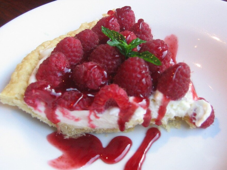 Mom's Raspberry Cream Pie