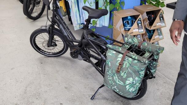 The St. Petersburg City Council approved a new vendor for its bike share program, saving on some operating expenses and acquiring all new e-Bikes.