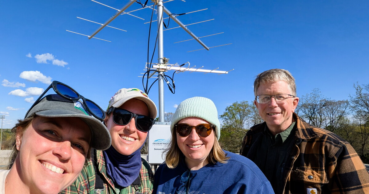 North Carolina scientists are tracking birds through the sky during migration