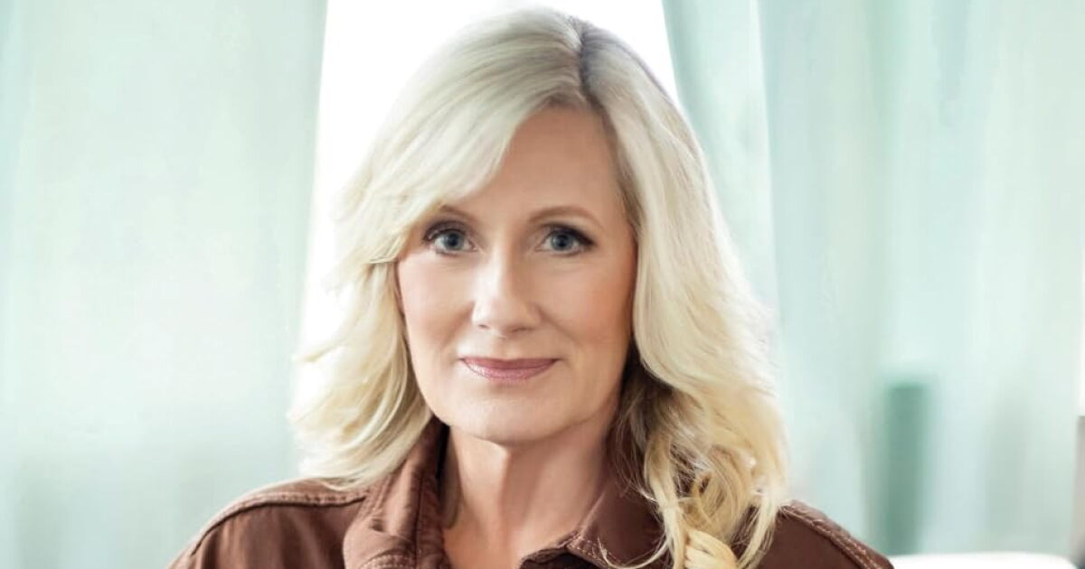 Asking the difficult questions with author Suzie Hall