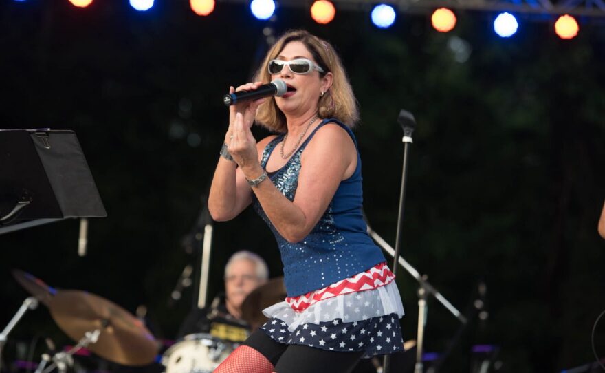 Suzette Jennings, of InCrisis Band, rocked standards like Arethra Franklin, the B-52s and John Mellencamp. (Photo by Steve Johnson/WUFT News)