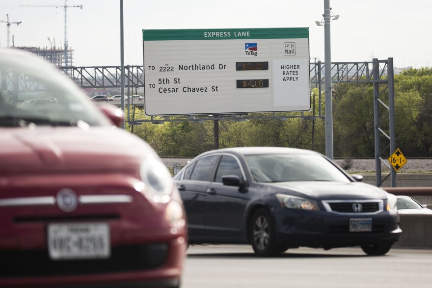 Toll sign on the MoPac Express Lanes