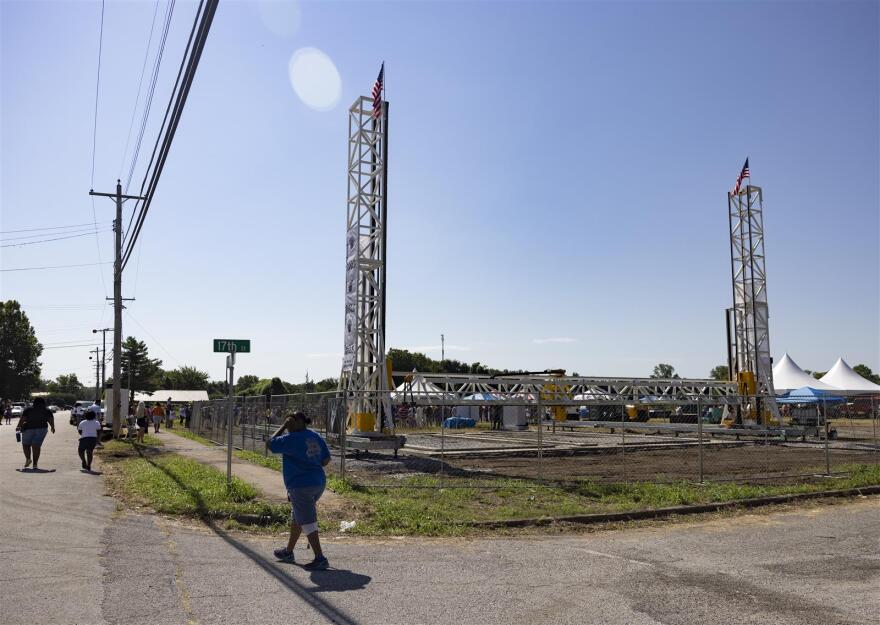 Harrisburg-based Eminence Resource Inc.’s 3D printer is expected to construct the interior and exterior walls of the duplex in just 45 hours.