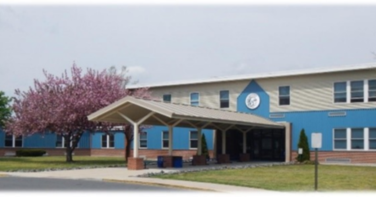 Lake Forest School District to ask state for $1.8 million for new middle school cafeteria