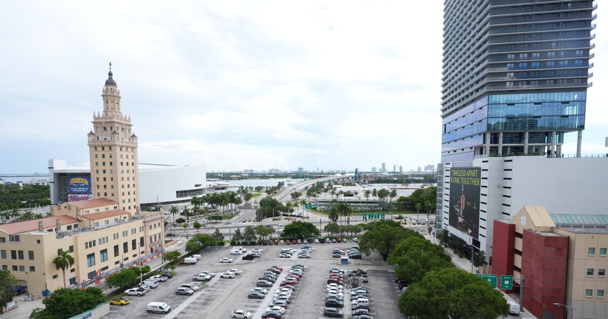 Florida officials gift prime Miami real estate for Trump’s presidential library