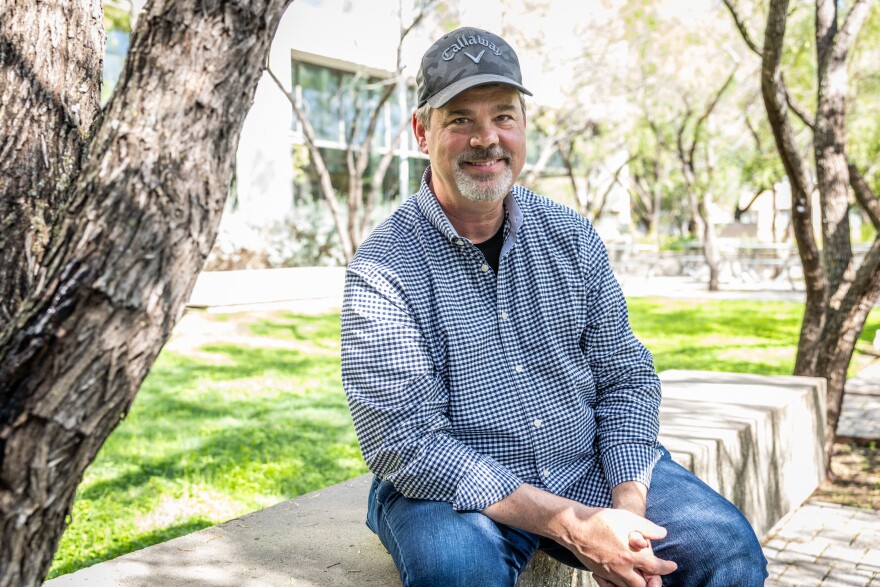 Jeff Hahn survived 27 hours lost in Big Bend State Park.<br/>