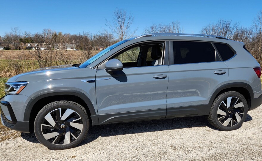 2024 VW Taos SEL