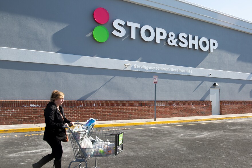 Stop & Shop, Union Representatives Negotiating To Avoid Strike