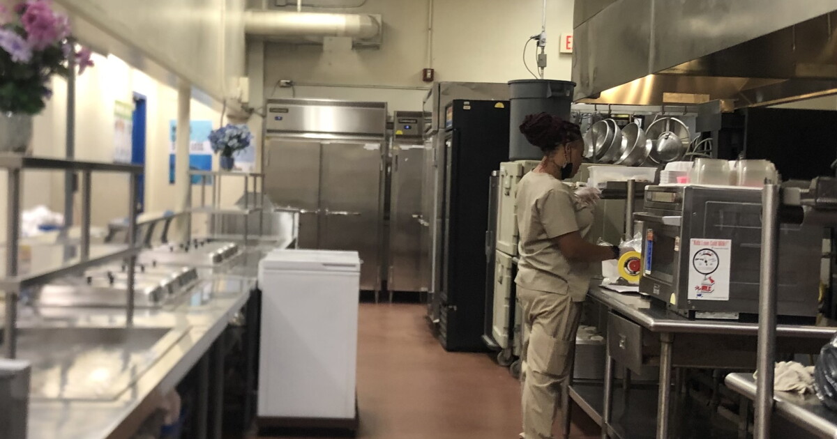 Broward schools employees will soon be getting bigger paychecks WLRN