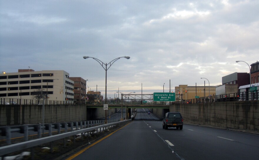 Rochester wants to fill in this section of the moat-like Inner Loop. The mayor thinks a final design will up the odds of landing federal funding.