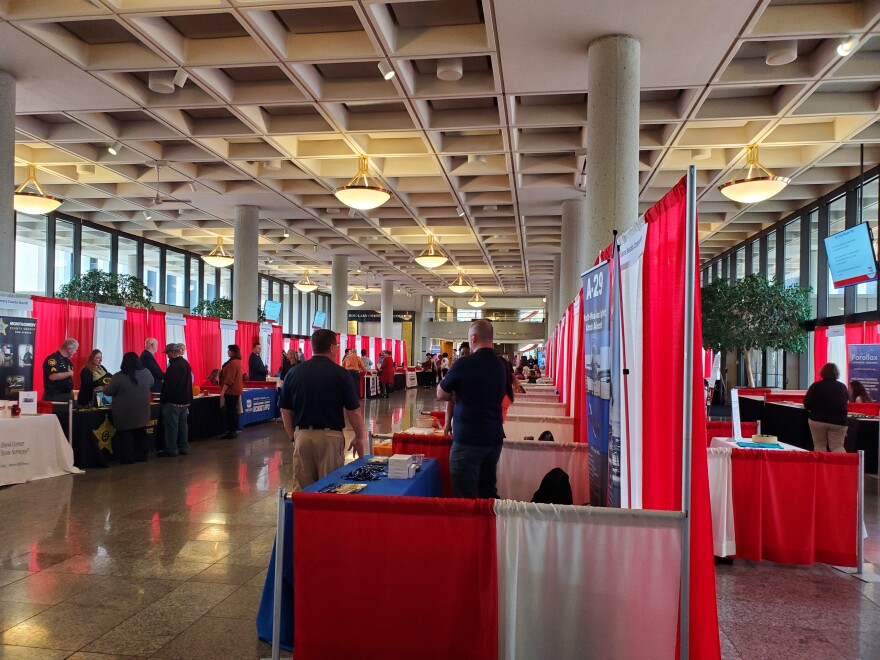 100 businesses and organizations look for workers at Montgomery County