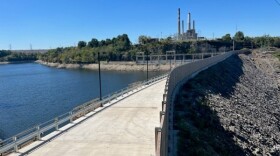 Photo of Dix Dam