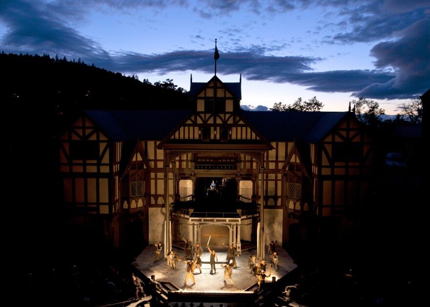 Henry V, Oregon Shakespeare Festival 2012
Ashland, 2012

© T Charles Erickson
http://pa.photoshelter.com/c/tcharleserickson
tcepix@comcast.net