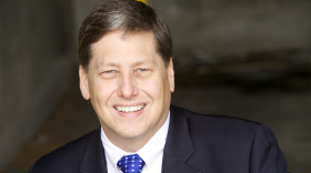 Jon S. Davis headshot