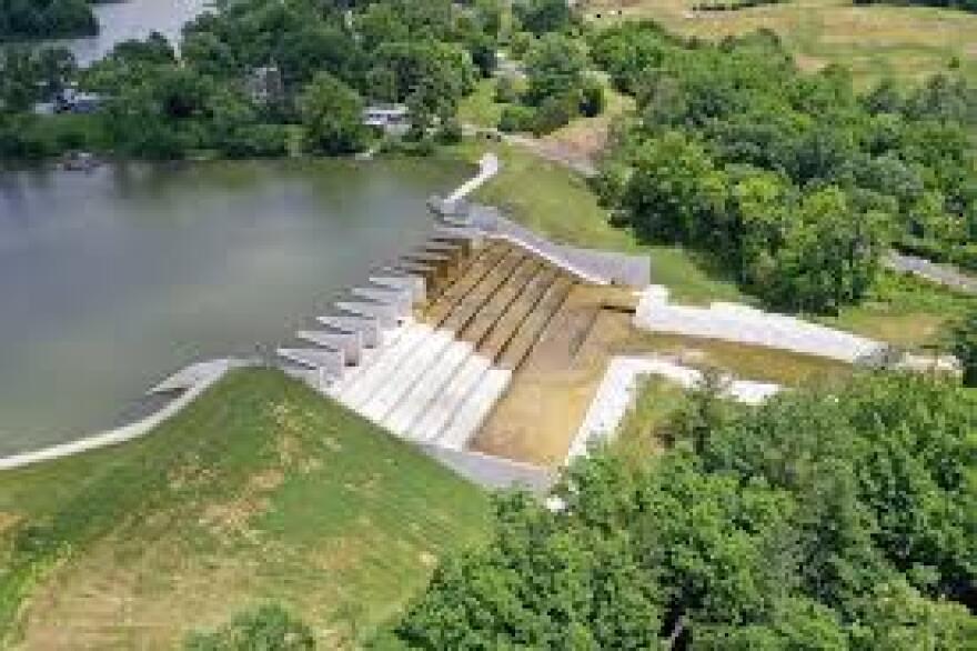 Bullock Pen Lake and dam.