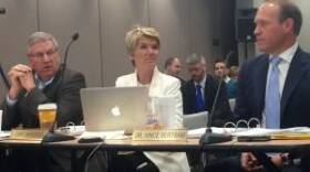 The State Board of EducationÂ approved school A-F grades for the 2015-2016 school year Tuesday. It reportsÂ a sharp decline in the number of schools receiving As andÂ higher numbers receiving Bs or Cs. A-F grades are mainly calculated using ISTEP+ scores, but this is the first year the grades were calculated with a new formula. The new formula prioritizes student growth on the test, rather than whether a student passed the test. The grades released today show fewer As, much more Bs and Cs, and s