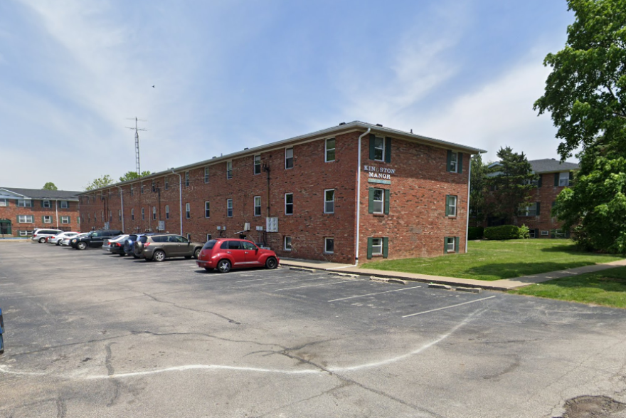Kingston Manor apartments in Bloomington.