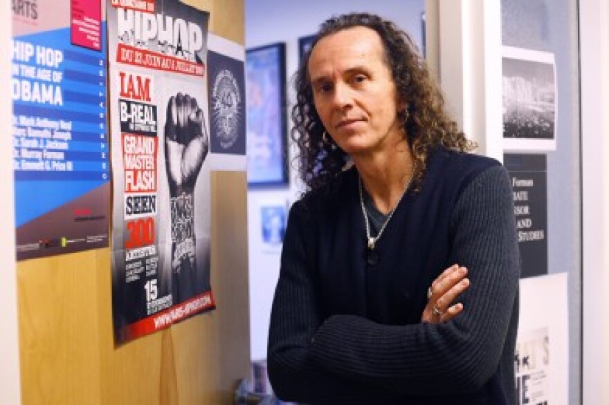 murray-forman-392x261