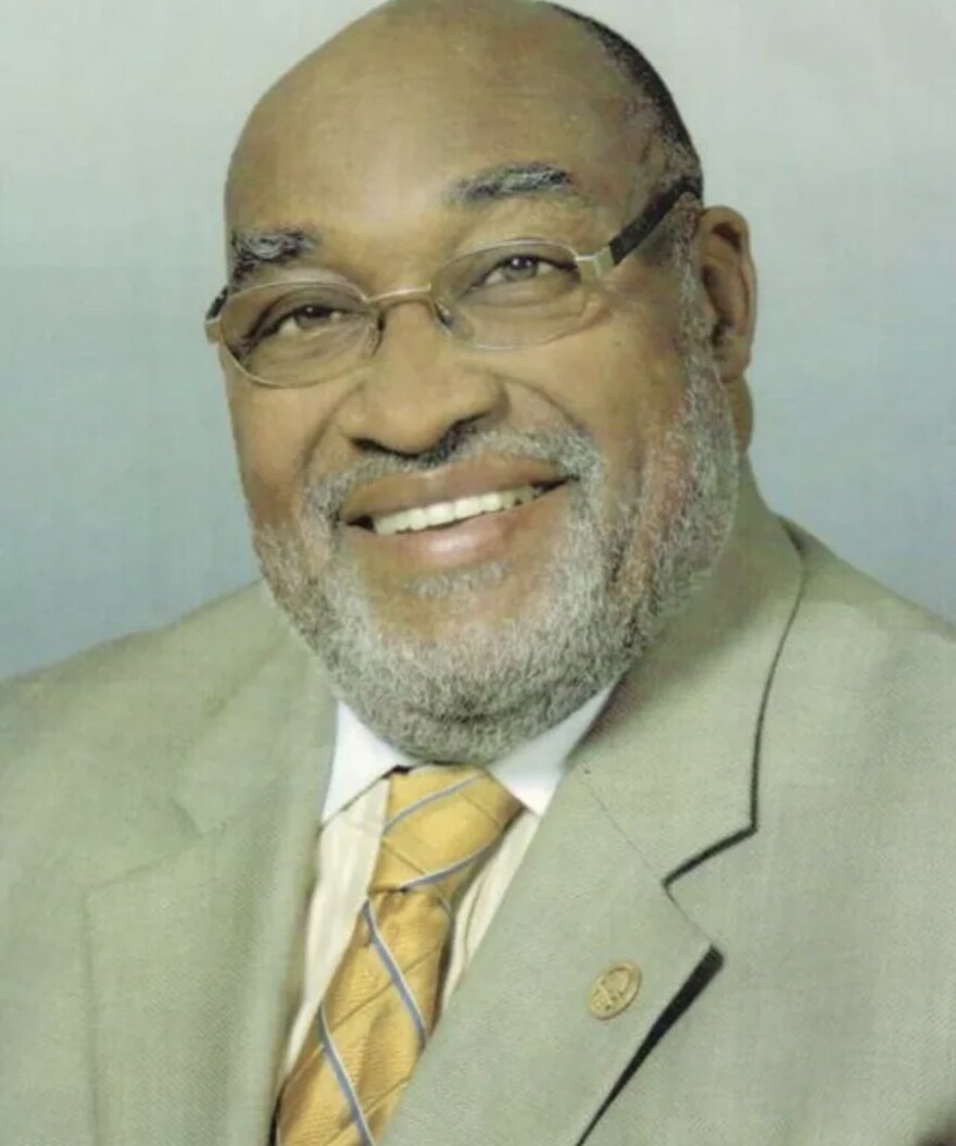 Paul Riddick, who represented Norfolk's Ward 4 on the city council for 30 years, has died.