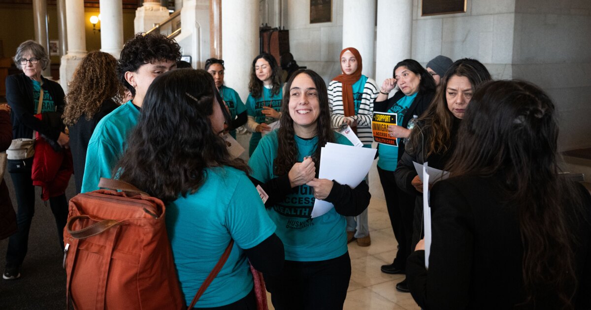 Activists ask CT lawmakers not to ‘wait and see’ when it comes to protecting immigrant communities