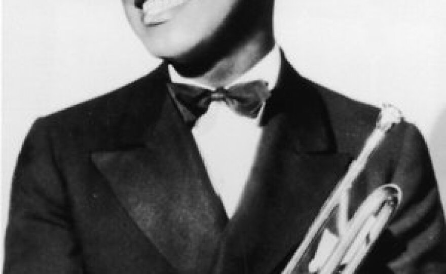 louis-armstrong_vert-1a1812a376781c8408d555cc869b0a40263a9b28-s300-c85.jpg