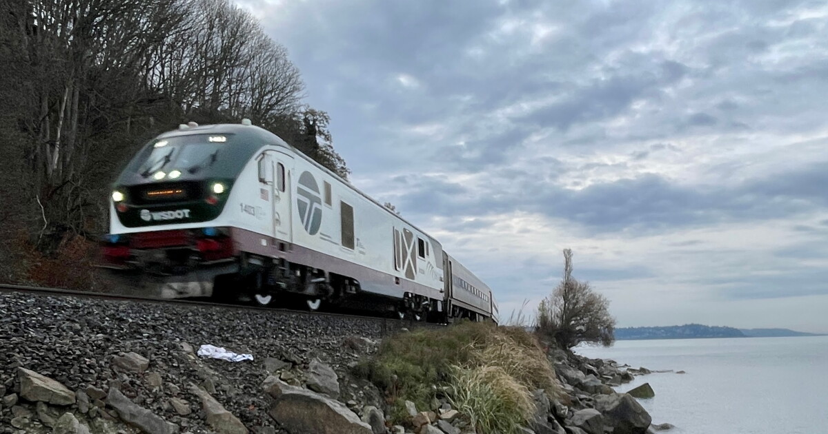 More aboard! Activists, officials disagree about how to boost Amtrak Cascades ridership