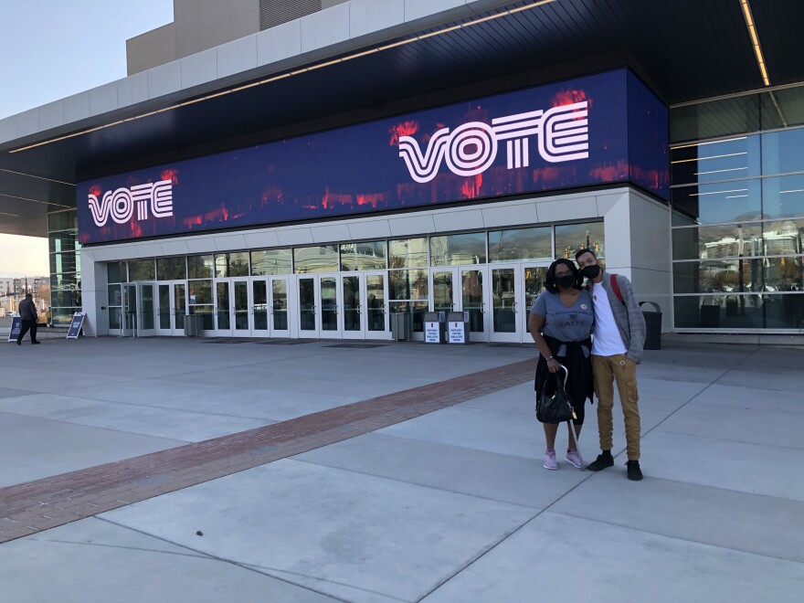 A photo of Carmen and Rodney Cozart. 