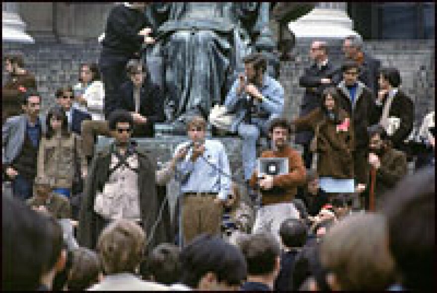 Mark Rudd (center), president of Students for a Democratic Society, addresses students at Columbia University on May 3, 1968.