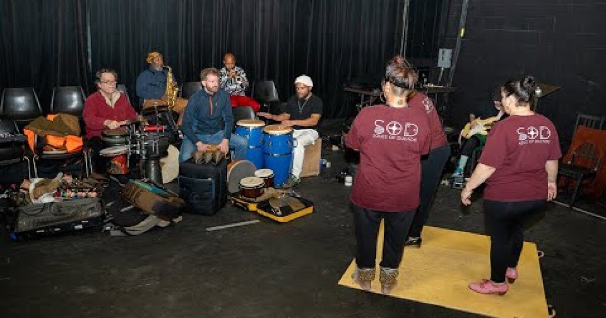 Winging it: how a Northeast Ohio couple made birds their bandmates