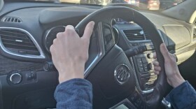 Marco Menendez recomienda cubrir lo básico para poder emprender el viaje largo. Idealmente, se realiza una revisión mecánica del auto: los neumáticos, los frenos, las luces, entre otros.