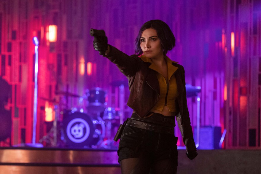 COWBOY BEBOP (L to R) DANIELLA PINEDA as FAYE VALENTINE in COWBOY BEBOP Cr. GEOFFREY SHORT/NETFLIX © 2021