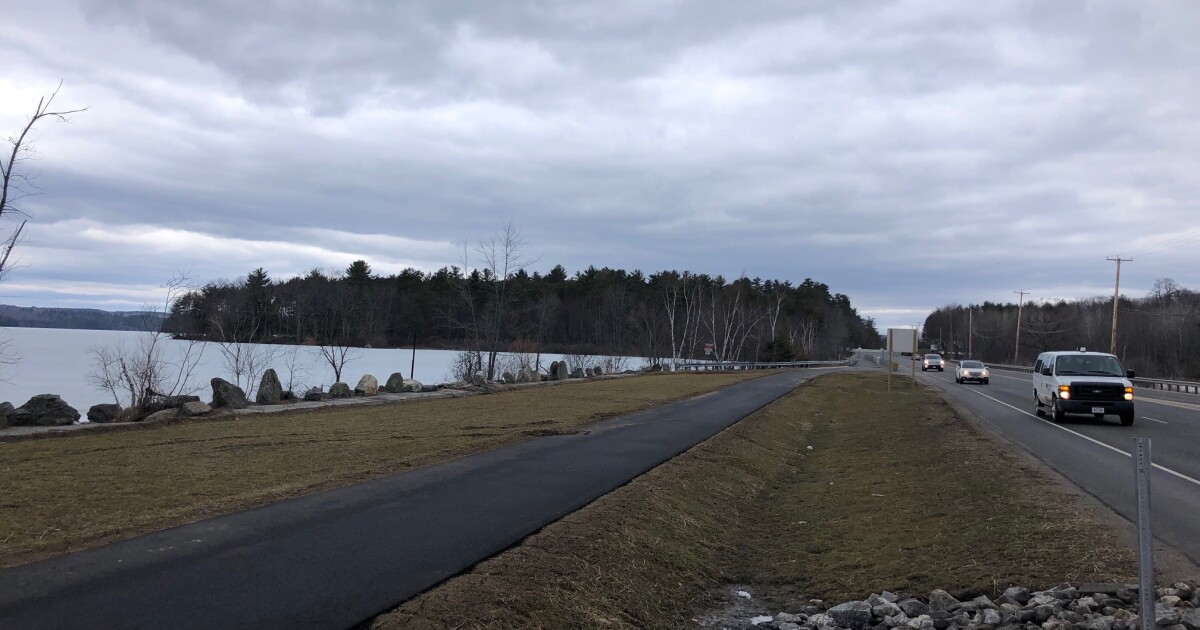 Auburn city council votes in favor of zoning changes in Lake Auburn