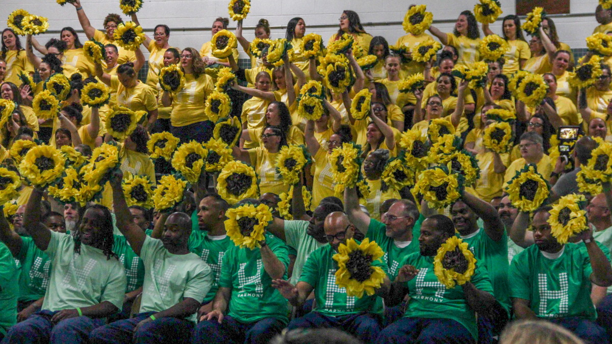 In harmony: prison art festival brings together choirs from three Ohio correctional institutes - Vimarsana News