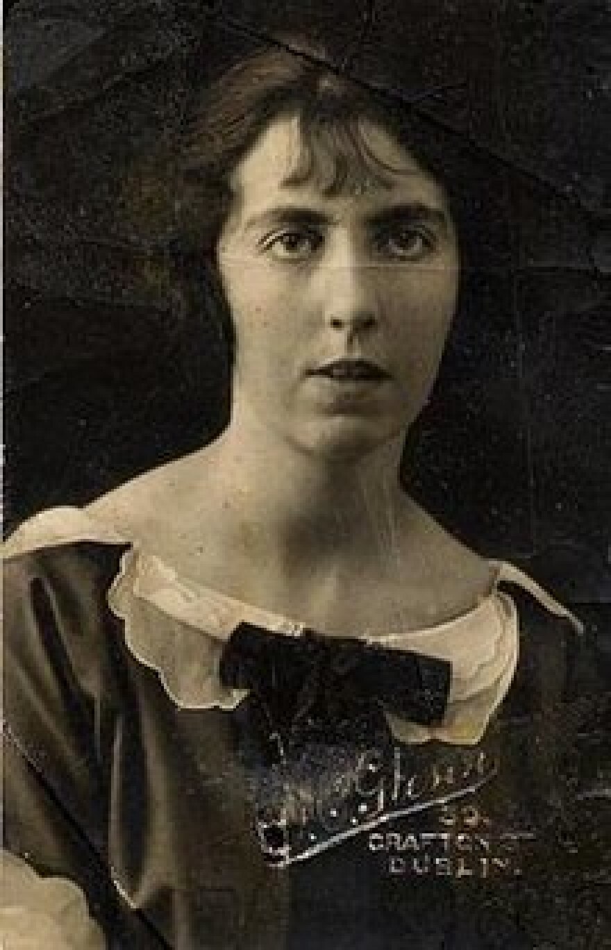 220px-Eileen_Shanahan.jpg
