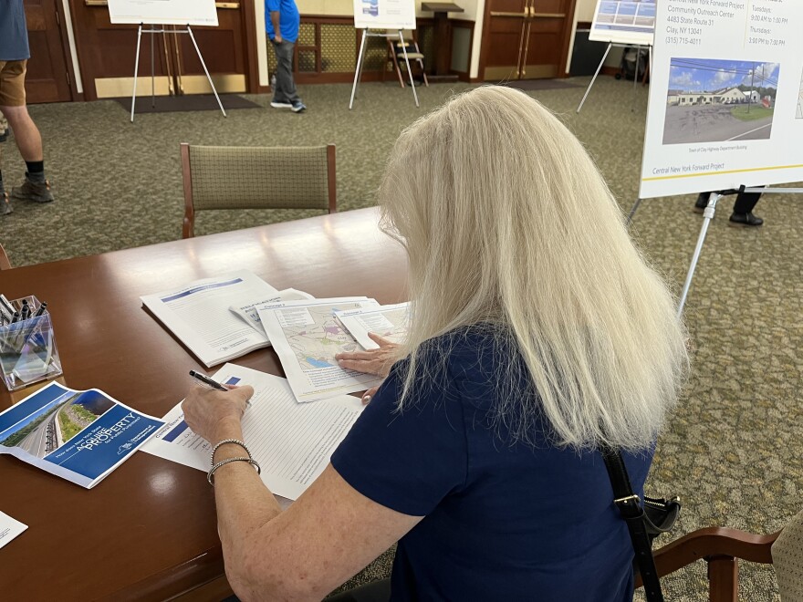 A resident writes down some ideas for the DOT to consider.