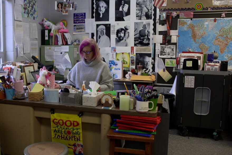 Sixth grade teacher Erika Peek teachers her students to check multiple sources when verifying information.