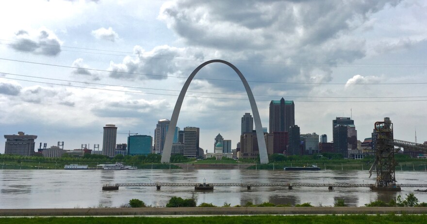 The Mississippi River during May 2019 floods. Taken from Malcolm W. Martin Memorial Park on May 7, 2019. 