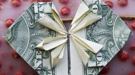 Dollar bill heart