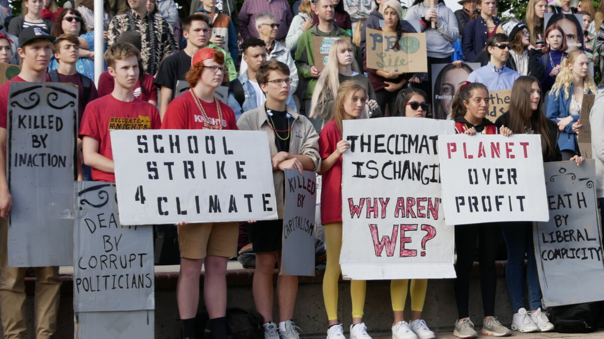 Climate lawsuit from young people is going to trial - Vimarsana News