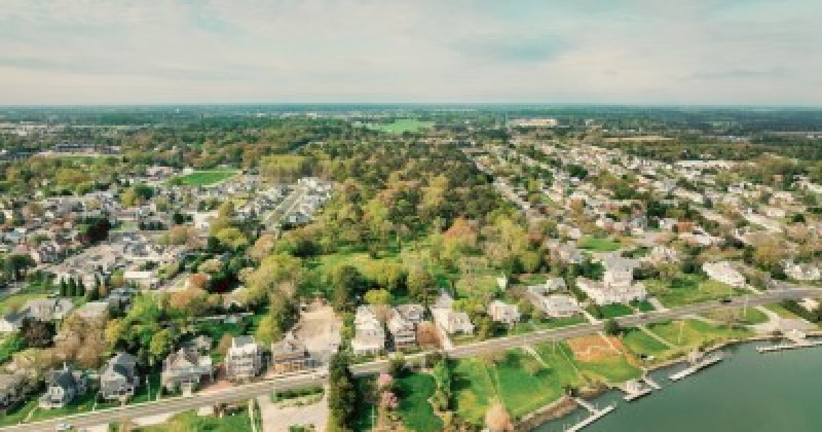 Work continues on Lewes's Fourth Street Preserve