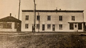 The Martin Flat seen shortly after construction around 1903.